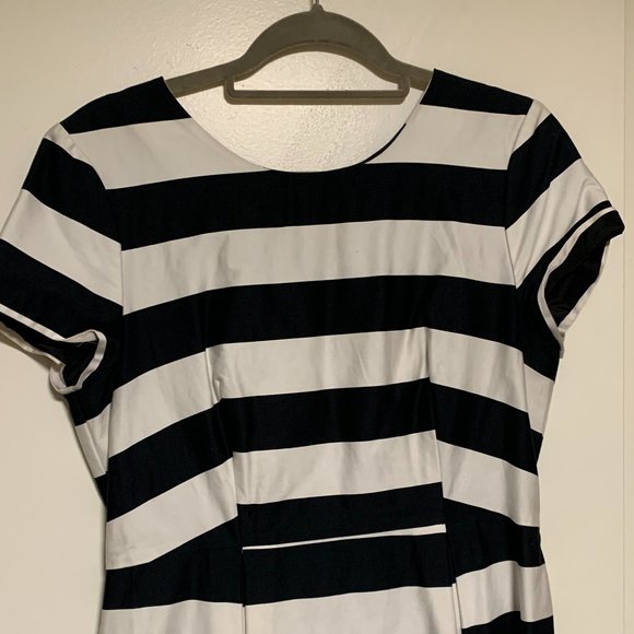 H&M | Women's Short Sleeve Short Dres Size 12 - Picture 2 of 4